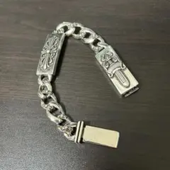 Jean Paul GAULTIER カミソリモチーフ ブレスレット - メルカリ