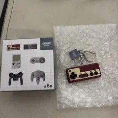 ニンテンドーミュージアム限定　ゲームハードキーホルダー　ファミリーコンピュータ