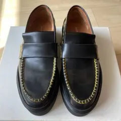 CELINE チャンキーローファーのサムネイル