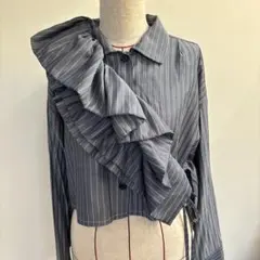 as know as Pinky ストライプ フリル付きシャツ