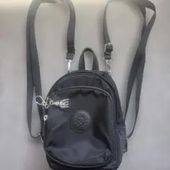 KIPLING ゴリラチャーム付きリュック