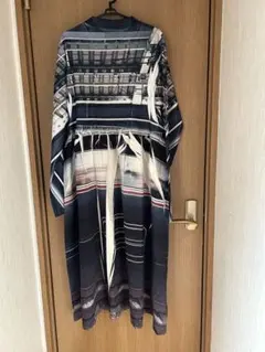 non Tokyo ワンピースのサムネイル