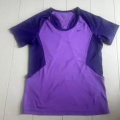 Nike 紫色 半袖 トップス