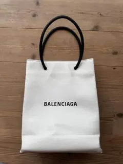 BALENCIAGA トートバッグ ホワイト 2wayのサムネイル