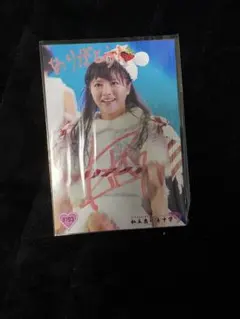 【幻のシリアルNo.1】山田菜々 直筆サインカード ✨元気が出るガッツポーズ ‼️ 山田菜々 直筆サイン入りカレンダー♡ - メルカリ