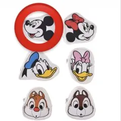 ディズニーストア　ミッキー&フレンズ　シークレットポーチ　カラビナ付き