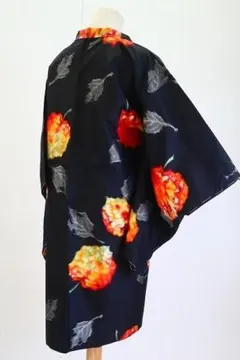 珍柄！未使用品 アンティーク 銘仙 長羽織 リンゴ 林檎 身丈95cm 黒レトロ