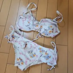 289　REBECCA TAYLOR セパレート水着 9M　ビキニのサムネイル