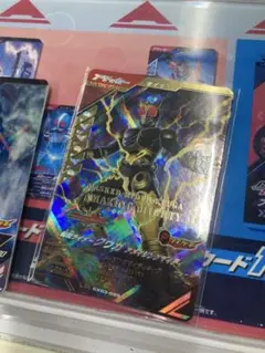 ガンバレジェンズ　仮面ライダークウガ　ライジングマイティLR