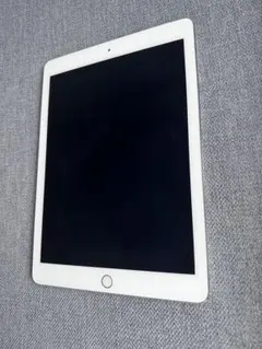 iPad Pro10.5インチWi-Fi+Cellular バッテリー消耗色ムラ - メルカリ