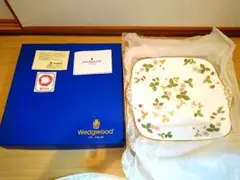 【黒壺・箱付】WEDGWOOD ワイルドストロベリー スクエアプレート 大皿