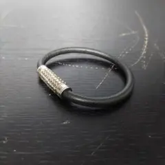 VMPD8-520-1 Louis Vuitton レザーブレスレット ブラックのサムネイル
