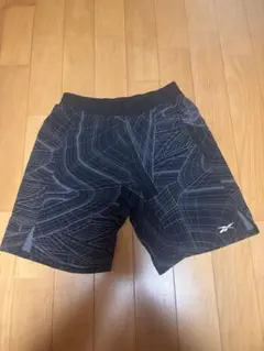 Reebok トレーニングショーツ XSサイズ ブラック
