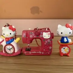 ハローキティ キーホルダーとフィギュア3個セット　匿名配送