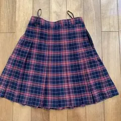ネイビーとレッドのチェック柄プリーツスカート S (155-160cm)