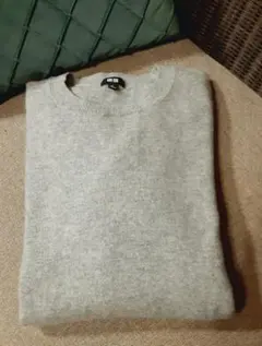 ユニクロ カシミヤクルーネックセーター