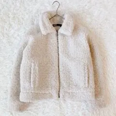 ザラ ボアブルゾン ショート丈 アウター（M）ベージュ もこもこ カジュアル