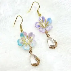 Item thumbnail for item 887e411a-bd72-49e1-a27a-3a21495d1262