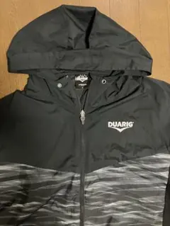 DUARIG フード付きピステ ウィンドブレーカー