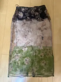 ZARA ZWC 花柄オーガンジースカート　Sのサムネイル