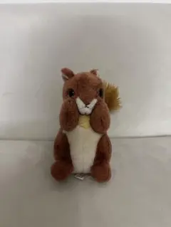 リス ぬいぐるみのサムネイル