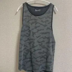 Under Armour グレー迷彩タンクトップ M