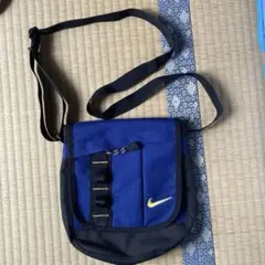 00s 希少 y2k ナイキ NIKE ショルダーバック メッセンジャーバック