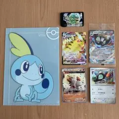 ポケモンカード4種 ピカチュウVMAX等 フレンダクリアファイル シール セット