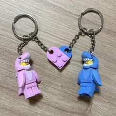 レゴ風サメペアキーホルダー ピンク 青