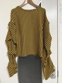 値下げ★ZARA★お袖クシュクシュ★ストライプ柄★カットソー★S★