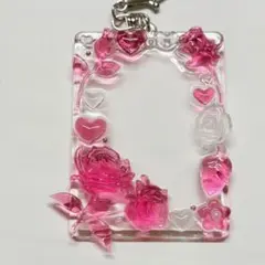 トレカキーホルダー　トレカケース　トレカデコ　ローズ