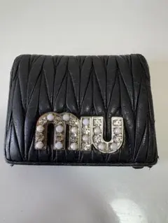 miu miu マテラッセ 二つ折り財布 ブラックのサムネイル