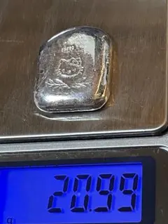 24K刻印あり素材不明 記念品？ 阿弥陀如来デザイン プレート 約9.73g 24K刻印あり素材不明 記念品？ 阿弥陀如来デザイン プレート 約9.73g