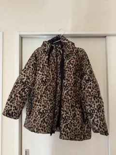 【値下げ中】GAP ヒョウ柄 ダウンジャケット オーバーサイズ