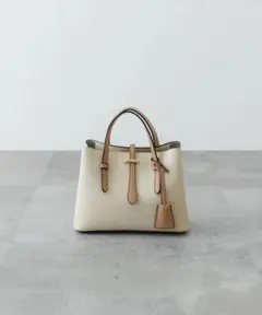 チャーム付ミニバッグ