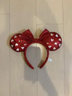 ディズニー カチューシャ スパンコール 赤　ミニーちゃん