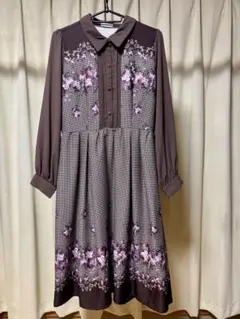 axes femme 花柄 長袖ワンピース