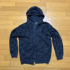Under Armour 迷彩柄パーカー MD 160㎝相当