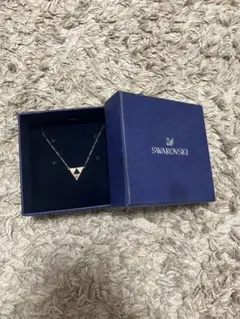 SWAROVSKI ネックレス PENDANT V 5528552 - メルカリ