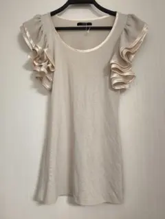 デュラス　トップス　袖フリルのサムネイル