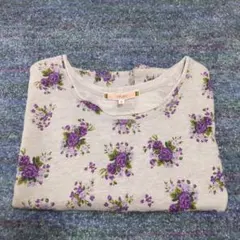 値下げ❣花柄ルーズフィットTシャツ　ニット風　重ね着