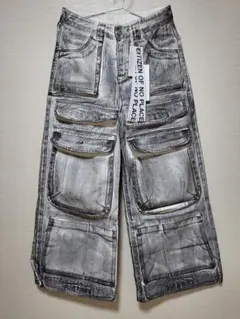 Item thumbnail for item b7e0d1b0-1fee-4fed-b200-2975f421cd40