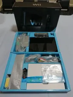 【美品】任天堂 Wii本体 ブラック おまけソフト付き