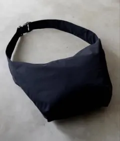 Item thumbnail for item 9a5f7009-c60a-4298-ad08-c6f29b1b9013