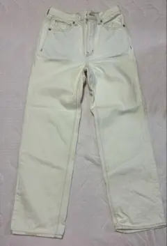 GU ハイライズストレートジーンズ　丈標準（24年商品）　オフホワイト