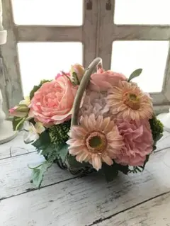 ピンクのお花いっぱい♪フラワーバスケット♪バスケットアレンジメント