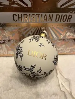 2025年最新】DIORクリスマスオーナメントの人気アイテム - メルカリ