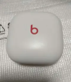 Beats Fit Pro A2578　フィット　プロ 充電ケース 充電器 白のサムネイル