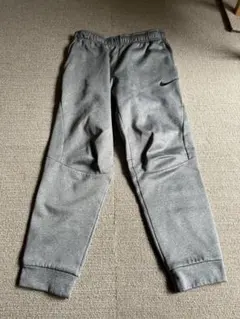 Nike グレー スウェットパンツ