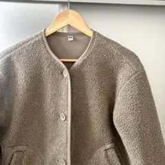 ベージュ ボアジャケット フロントボタン　UNIQLO
